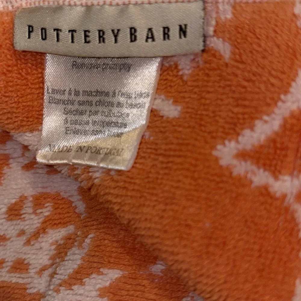 Pottery Barn Cotton Hand Towels (3) MUST SEE!    RARE Coral branches